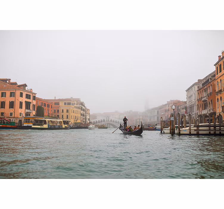 Living room blind venice's stunning canals - TenStickers