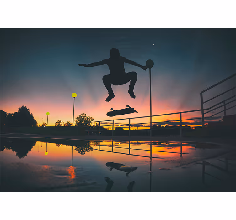 Skater in Motion music wall mural - TenStickers
