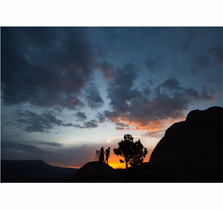 Landscape mural silhouette against sunset - TenStickers