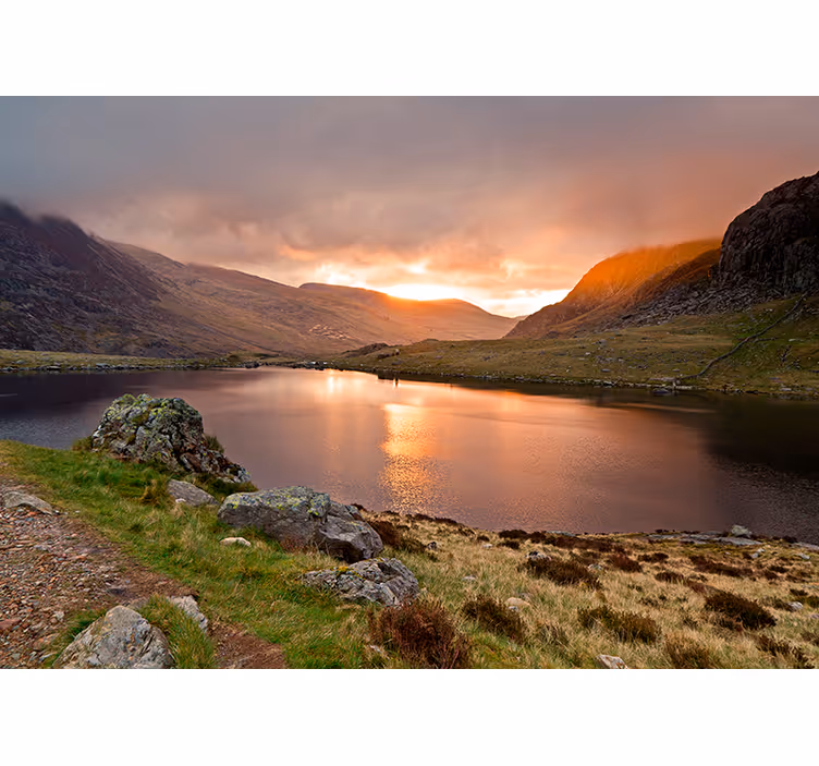 Serene Lakeside Scenery landscape mural - TenStickers