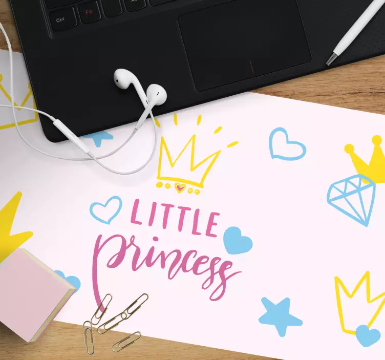 Personalised mouse pad with charming crown design - TenStickers