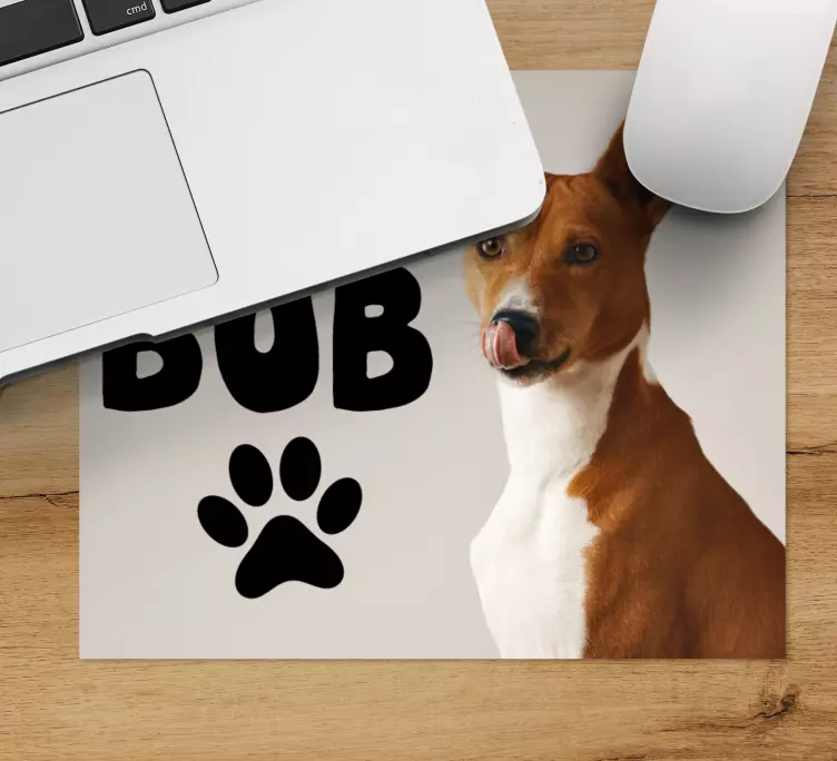 Personalised mouse pad with dog featuring name - TenStickers