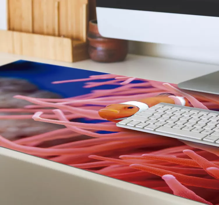 Xxl mouse pad clownfish in anemones design - TenStickers