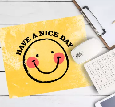 Mouse pad quotes happy smiley face - TenStickers