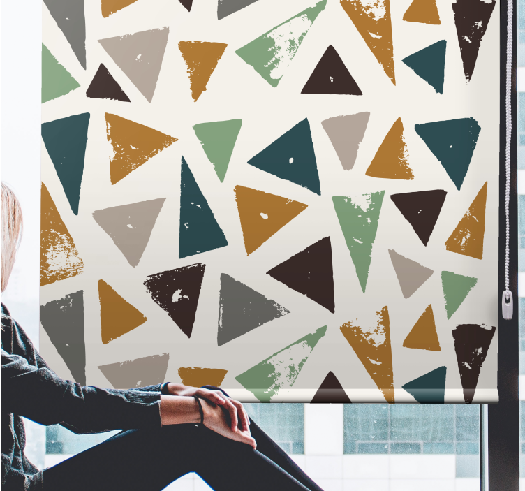 Geometric triangle motif master bedroom blind - TenStickers