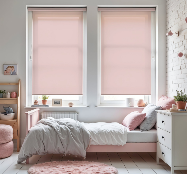 Pale pink childrens blind - TenStickers