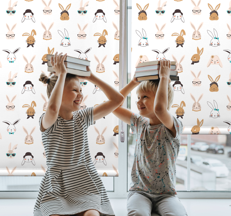 Playful Rabbit Motifs animal roller blind - TenStickers