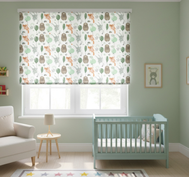 Childrens blind featuring squirrel bear cute rabbit - TenStickers