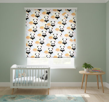 Childrens blind with patchwork panda design - TenStickers