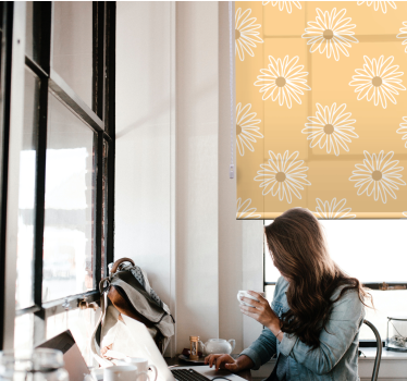 Yellow daisy design flower blind - TenStickers