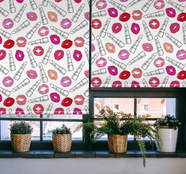 Kiss and Lipstick Patterns funky roller blind - TenStickers