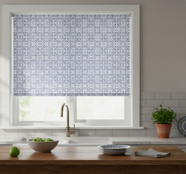 Kitchen blind with blue octagon portuguese tile - TenStickers