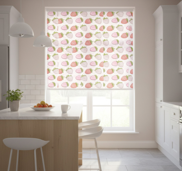 Kitchen blind with strawberry patterns - TenStickers