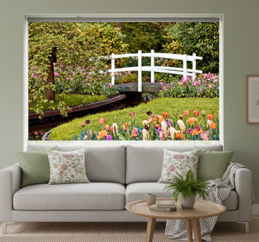 Living room blind cottagecore green bridge - TenStickers