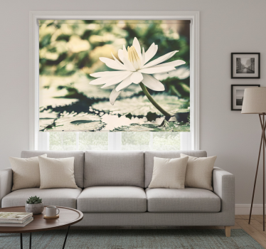 Living room blind white lotus on lake - TenStickers