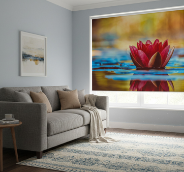 Living room blind with zen reflected lotus flower - TenStickers