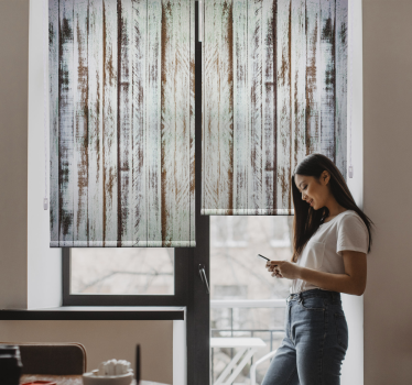 Stripping wood textures and patterns blind - TenStickers