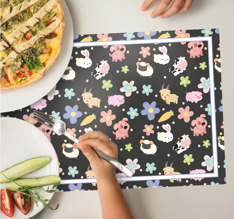 Children placemat with enchanting animal designs - TenStickers