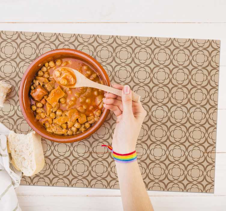 Elegant patterned surface placemat - TenStickers