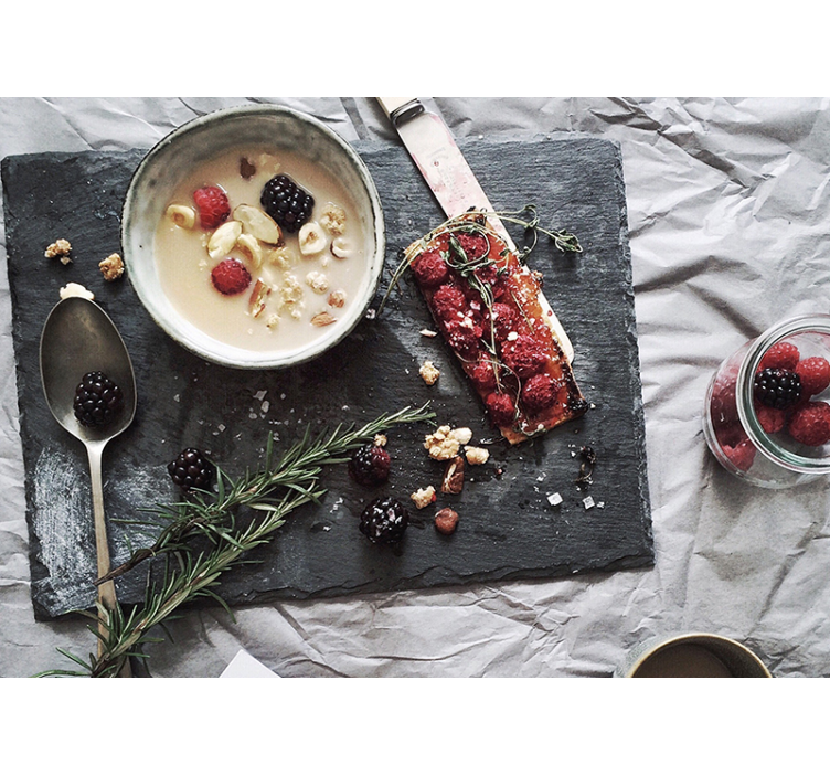 Flower mural fresh berry treat - TenStickers