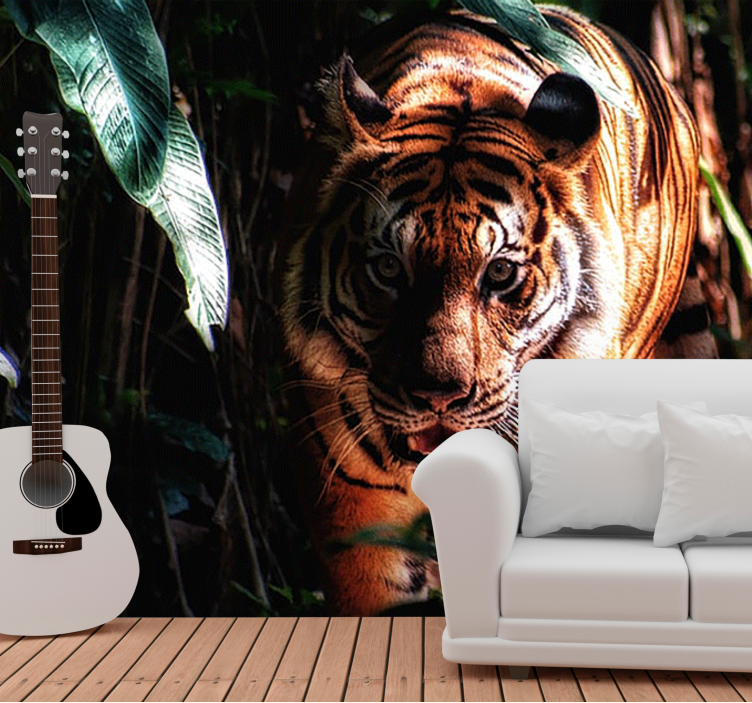Animal mural majestic tiger stalks - TenStickers