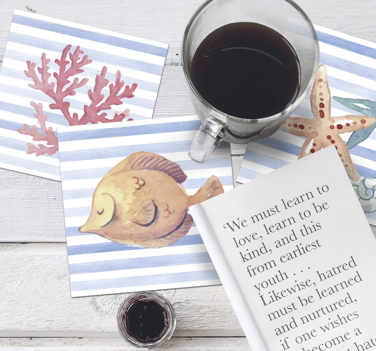 Tile coasters with sea creatures artwork - TenStickers