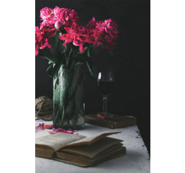 Living room poster with wine glass and vase - TenStickers