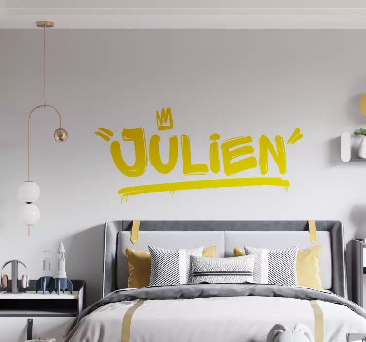 Graffiti with name and crown teenage wall decal - TenStickers