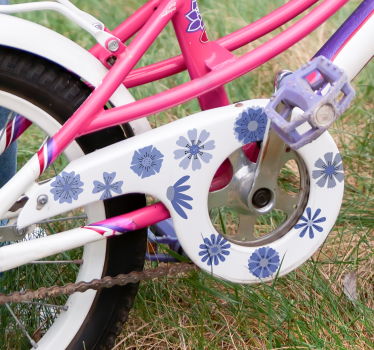 Graceful blue flowers bike sticker - TenStickers