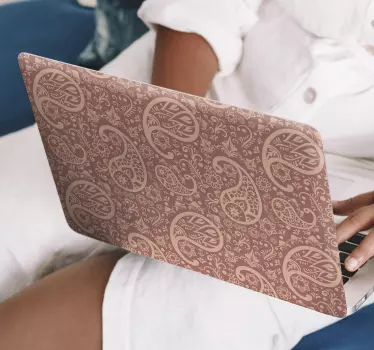 Laptop skin with elegant paisley design - TenStickers