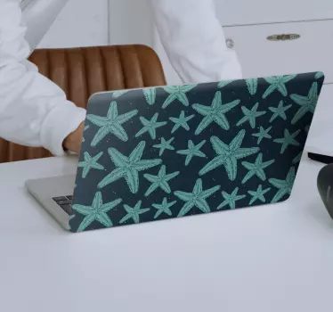 Laptop skin with starfish pattern design - TenStickers