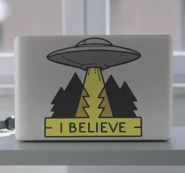 Laptop sticker ufo in the forest - TenStickers