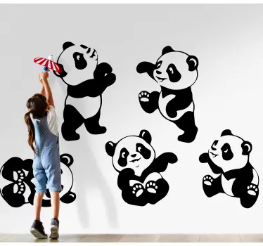 Pack of playing pandas illustration wall art - TenStickers