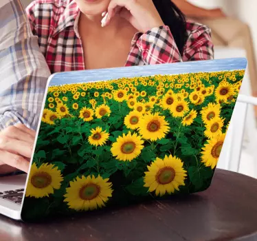 Sunflower fields laptop skin - TenStickers
