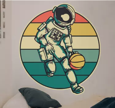 Vintage astronaut playing basketball bedroom sticker - TenStickers