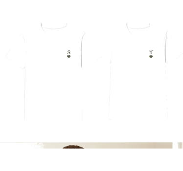 Couple t-shirts minimalistic initials - TenStickers