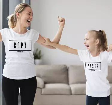 Copy and paste Mother and daughter shirt - TenStickers