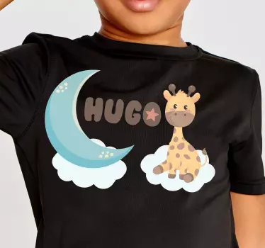 Cute giraffe for boy with name Baby t-shirt - TenStickers