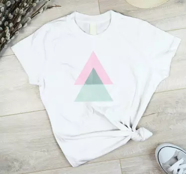 Geometric triangle composition t-shirt - TenStickers