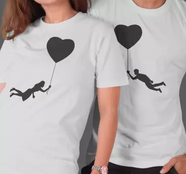 Heart balloon  matching shirts for couples - TenStickers