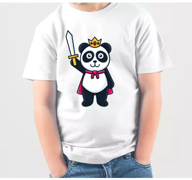 Kids t-shirt king panda adventure - TenStickers