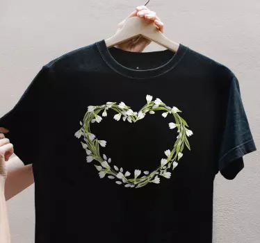 Mother and daughter t-shirt floral heart design - TenStickers