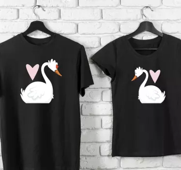 Mother and daughter t-shirt swan love design - TenStickers