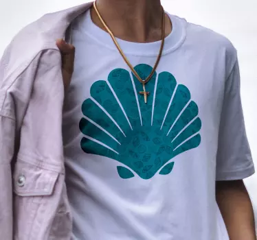 T-shirt Seashell shape with other seashells - TenStickers