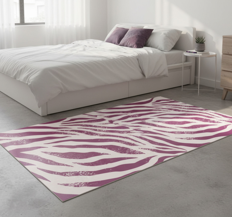 Animal print rug in purple and white zebra pattern - TenStickers
