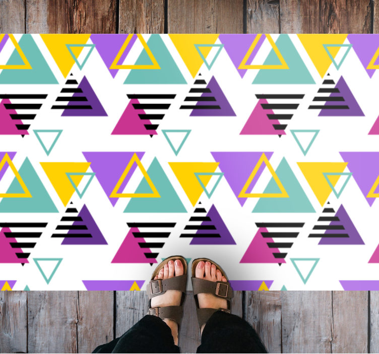 Colorful Triangle Arrangement geometric rug - TenStickers