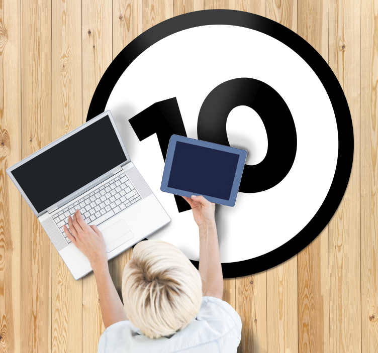 Customizable Circular Number bedroom rug - TenStickers