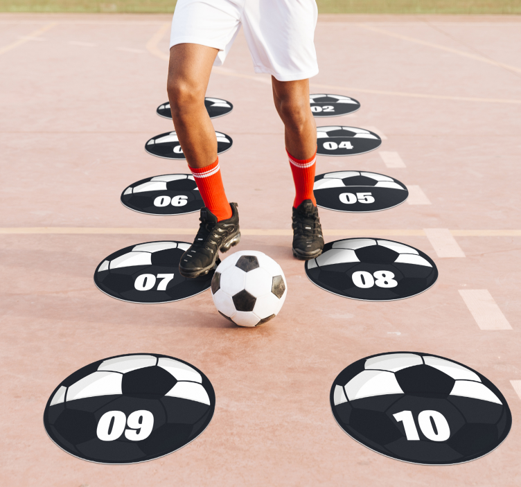 Football training pack teenage bedroom rug - TenStickers