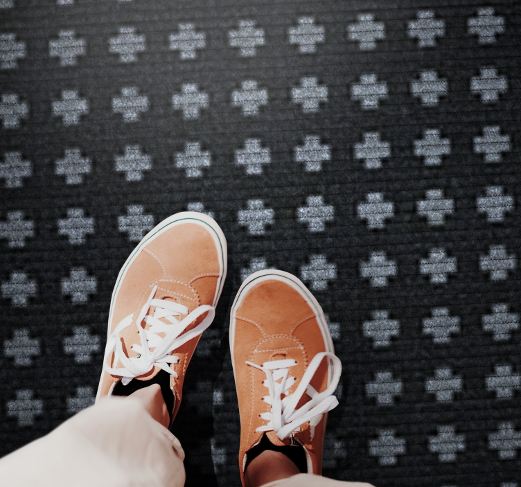 Intersecting Cross Arrangement minimalistic rug - TenStickers