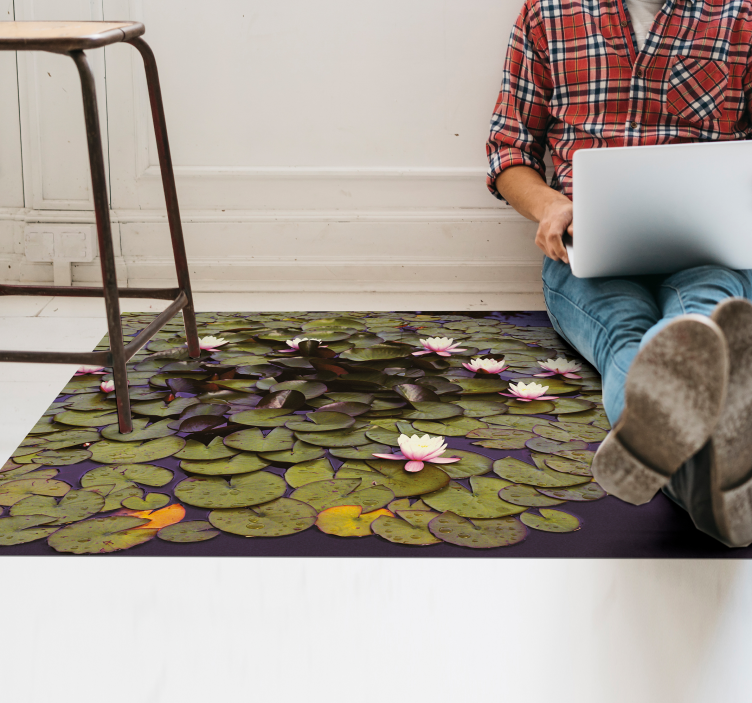 Lily Pond Beauty floral rug - TenStickers